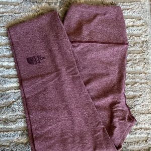 Womens. Maroon. Medium. North Face leggings.